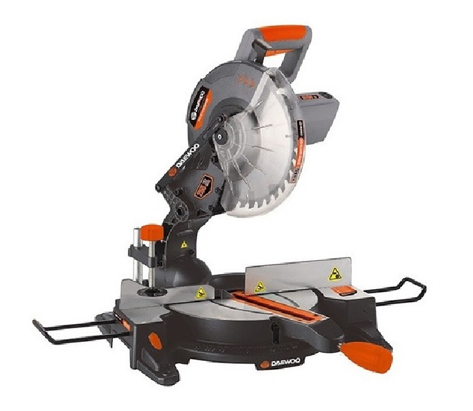 Ingleteadora 1800 W. Disco 255 mm.